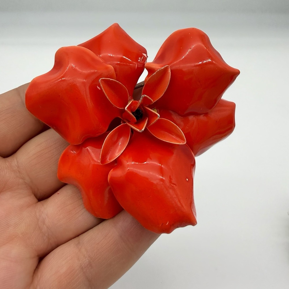 Vintage Enamel Flower Pin Brooch Bright Coral Red 3D Large Tropical